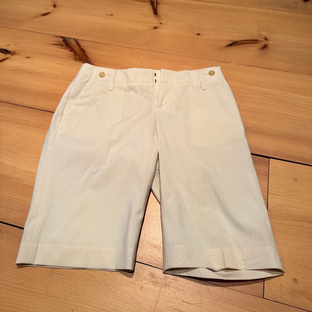 Women's Bermuda Shorts Size 8